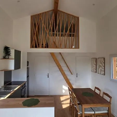 Apartmán For 4 People 20 Rochefort (Charente-Maritime)