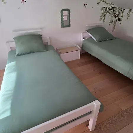 For 4 People 20 Rochefort (Charente-Maritime)